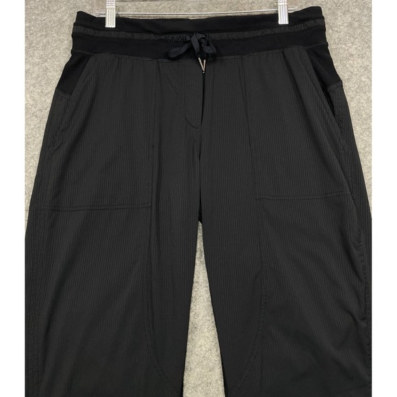 Lululemon Dance Studio Mid Rise Cropped Pants Black 10 - Picture 3 of 16